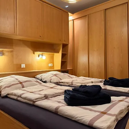 Murmeltier-stube アパート